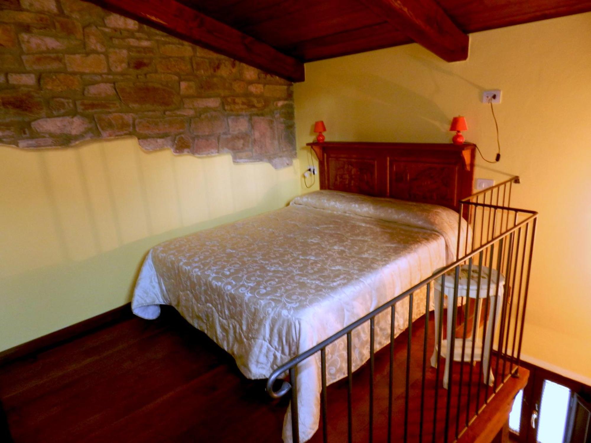 Agriturismo Vezzano Chiusi della Verna Rom bilde