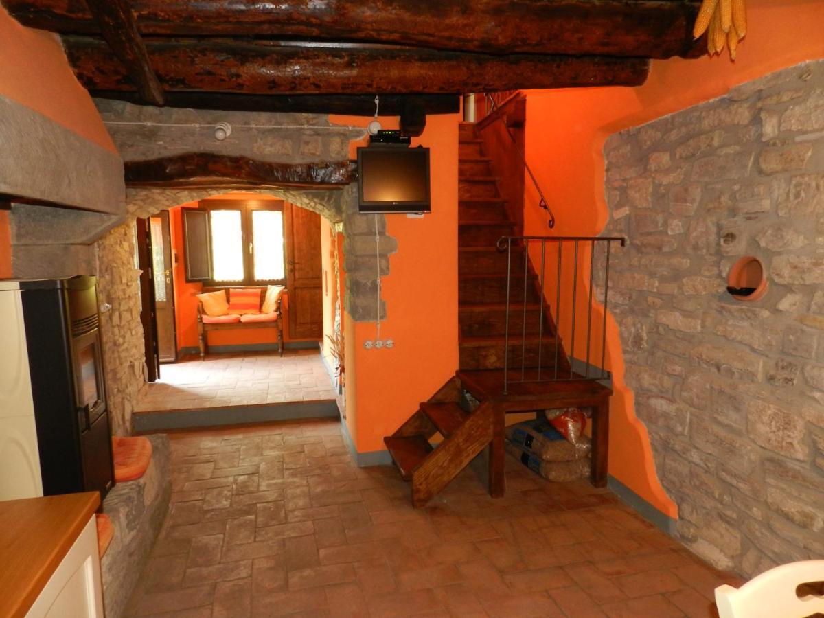 Agriturismo Vezzano Chiusi della Verna Eksteriør bilde