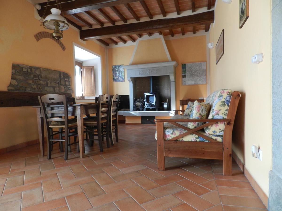 Agriturismo Vezzano Chiusi della Verna Eksteriør bilde